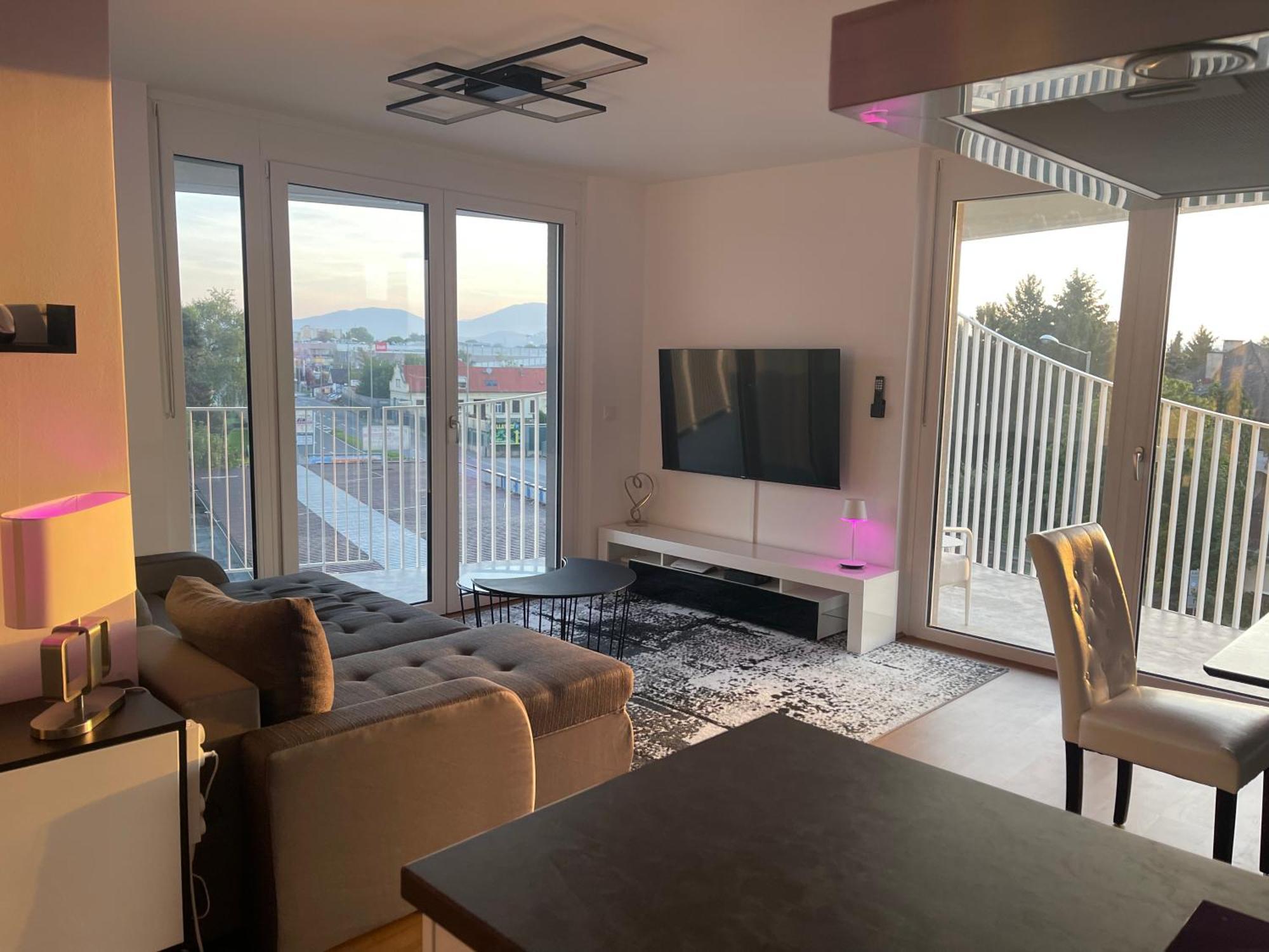 Luxusapartment Mit 40 Qm Terrasse, E-Parkplatz Und Parkplatz Štýrský Hradec Exteriér fotografie
